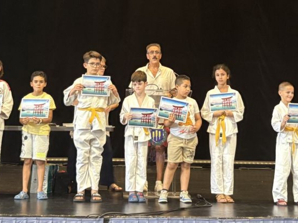 Image de l'actu 'Cérémonie des diplômes et trophées 28 juin :'