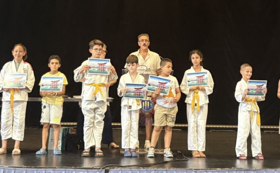 Cérémonie des diplômes et trophées 28 juin :