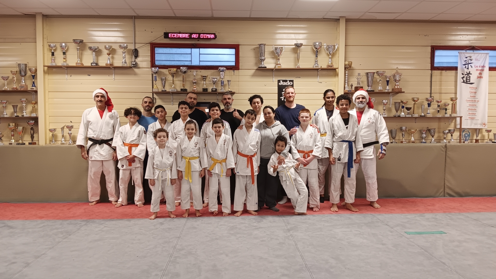 judo en famille 21 déc. poussins/benjamins/minimes